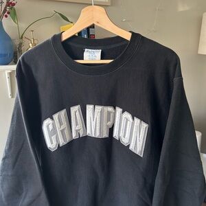 Champion Vintage Y2K Reverse Weave Black Crewneck Sweater for Men